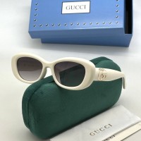 Солнцезащитные очки Gucci