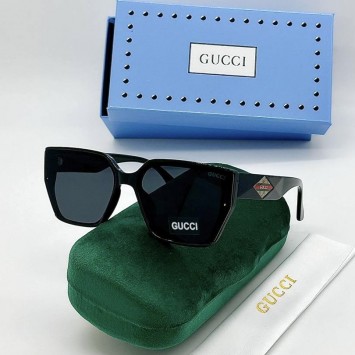 Солнцезащитные очки Gucci