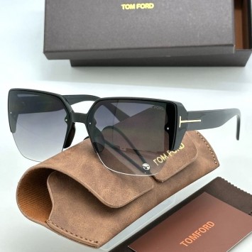 Солнцезащитные очки Tom Ford