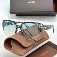 Солнцезащитные очки Tom Ford