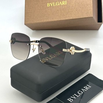 Солнцезащитные очки Bvlgari