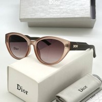 Солнцезащитные очки Dior