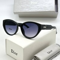 Солнцезащитные очки Dior