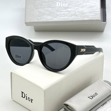 Солнцезащитные очки Dior