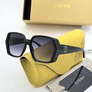 Солнцезащитные очки Loewe