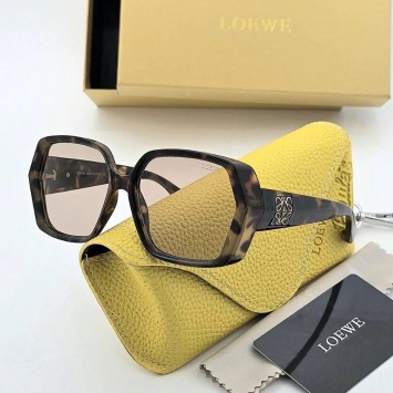 Солнцезащитные очки Loewe