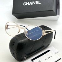 Солнцезащитные очки Chanel
