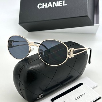 Солнцезащитные очки Chanel