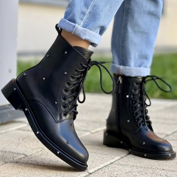 Кожаные ботинки Valentino с декором Rockstud
