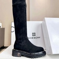 Замшевые ботфорты Givenchy 4G