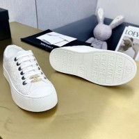 Сникеры Chanel с логотипом