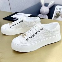 Сникеры Chanel с логотипом