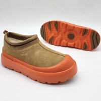 Зимние слипоны UGG Tasman Hybrid