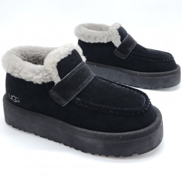 Зимние угги UGG с меховой отделкой