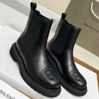 Кожаные челси Balenciaga логотипом BB