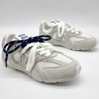 Кроссовки Miu Miu x New Balance 530