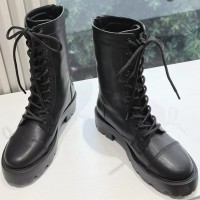 Кожаные ботинки Dior со шнуровкой 