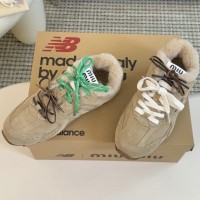 Зимние кроссовки Miu Miu x New Balance 530