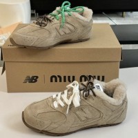 Зимние кроссовки Miu Miu x New Balance 530