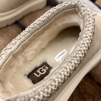 Зимние слипоны UGG Tasman Hybrid