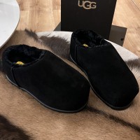 Зимние угги-тапочки UGG Pumped Slide