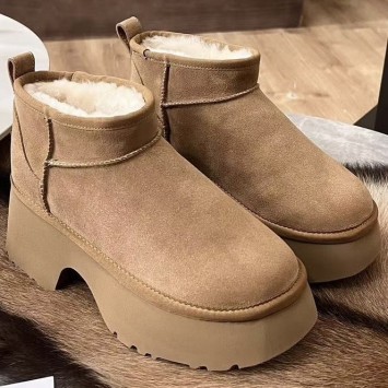 Зимние угги UGG Classic Ultra на платформе