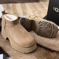 Зимние угги UGG Classic Ultra на платформе