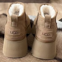 Зимние угги UGG Classic Ultra на платформе