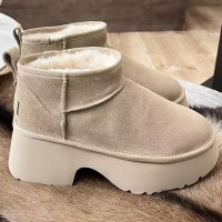 Зимние угги UGG Classic Ultra на платформе