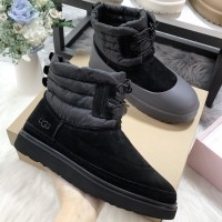 Зимние ботинки UGG Classic Mini Lace-Up со съемными галошами