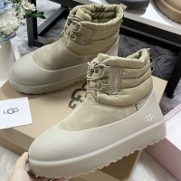 Зимние ботинки UGG Classic Mini Lace-Up со съемными галошами