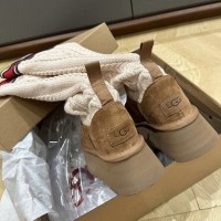 Зимние угги UGG Classic Sweater Letter