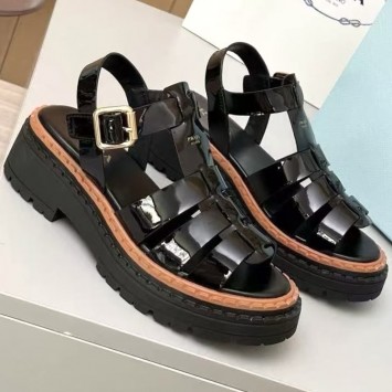 Сандалии Prada с ремешками