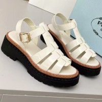 Сандалии Prada с ремешками