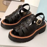 Сандалии Prada с ремешками