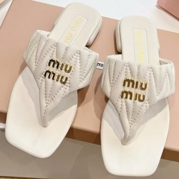 Кожаные шлепанцы Miu Miu Wander PREMIUM качества