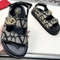 Сандалии Valentino VLogo