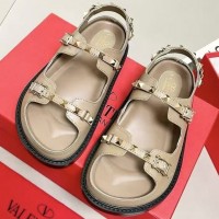 Сандалии Valentino Rockstud