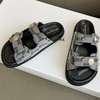 Шлепанцы Balenciaga BB