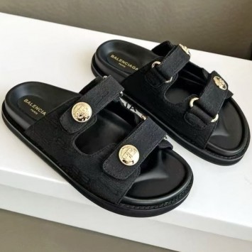 Шлепанцы Balenciaga BB