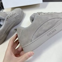 Сникеры Celine Triomphe из мягкой замши