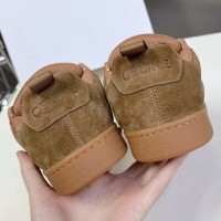 Сникеры Celine Triomphe из мягкой замши