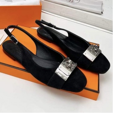 Замшевые балетки Hermes с пряжкой
