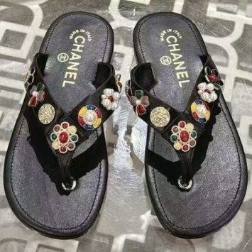 Шлепанцы Chanel с декоративными камнями PREMIUM качества