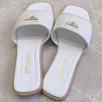 Сандалии Prada с ажурной отделкой