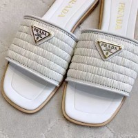 Сандалии Prada с ажурной отделкой