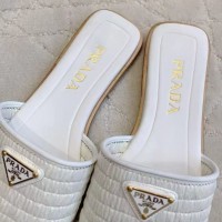 Сандалии Prada с ажурной отделкой