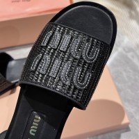 Шлепанцы Miu Miu с эффектом рафии PREMIUM качества