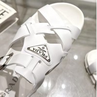 Резиновые сандалии Prada с перекрестными ремешками