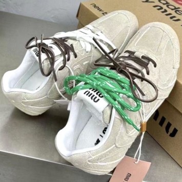 Кроссовки Miu Miu x New Balance 530 PREMIUM качества